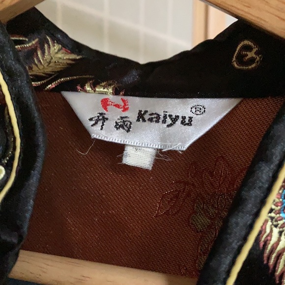 Dress Dragon Design - Picture 5 of 5